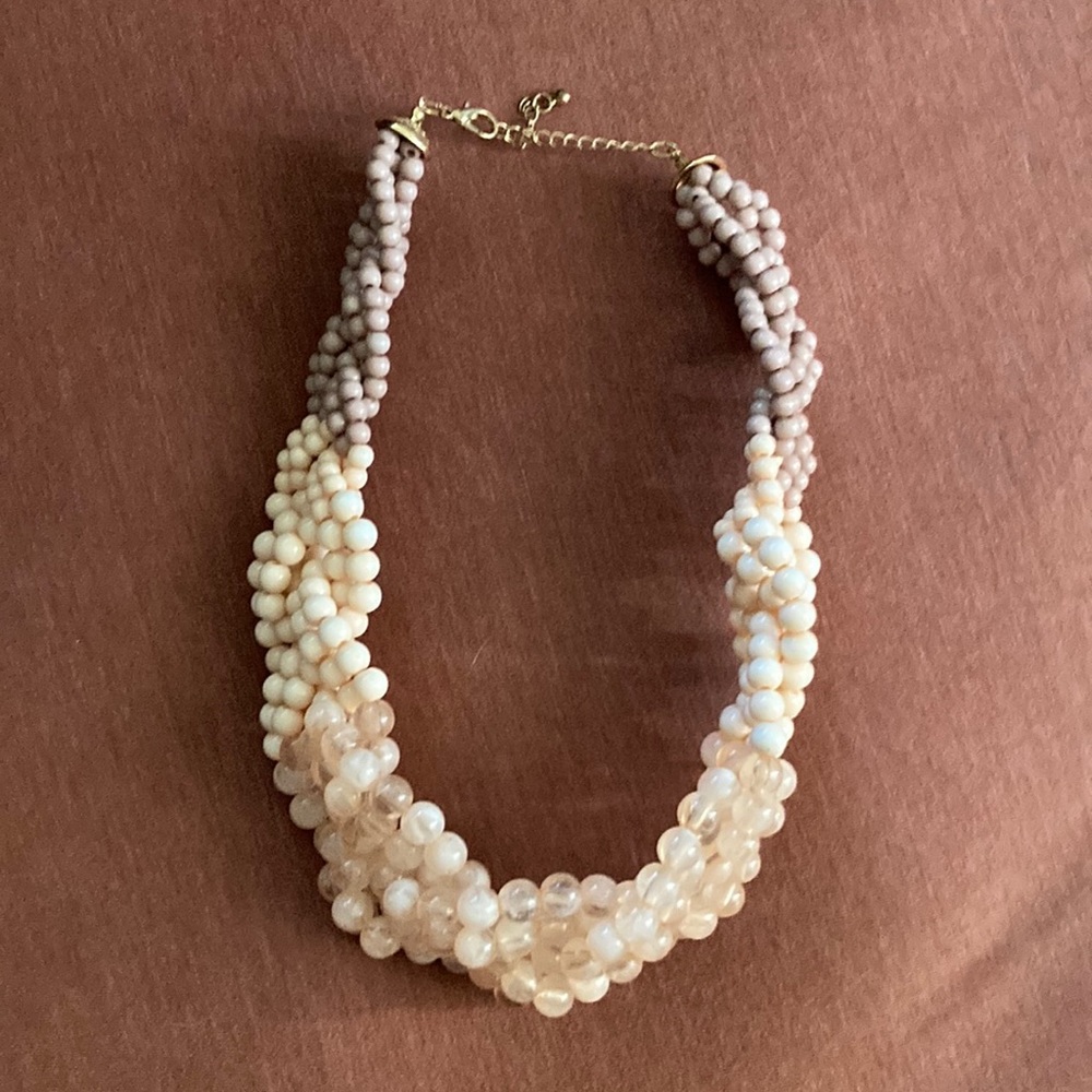 Beautiful vintage necklace